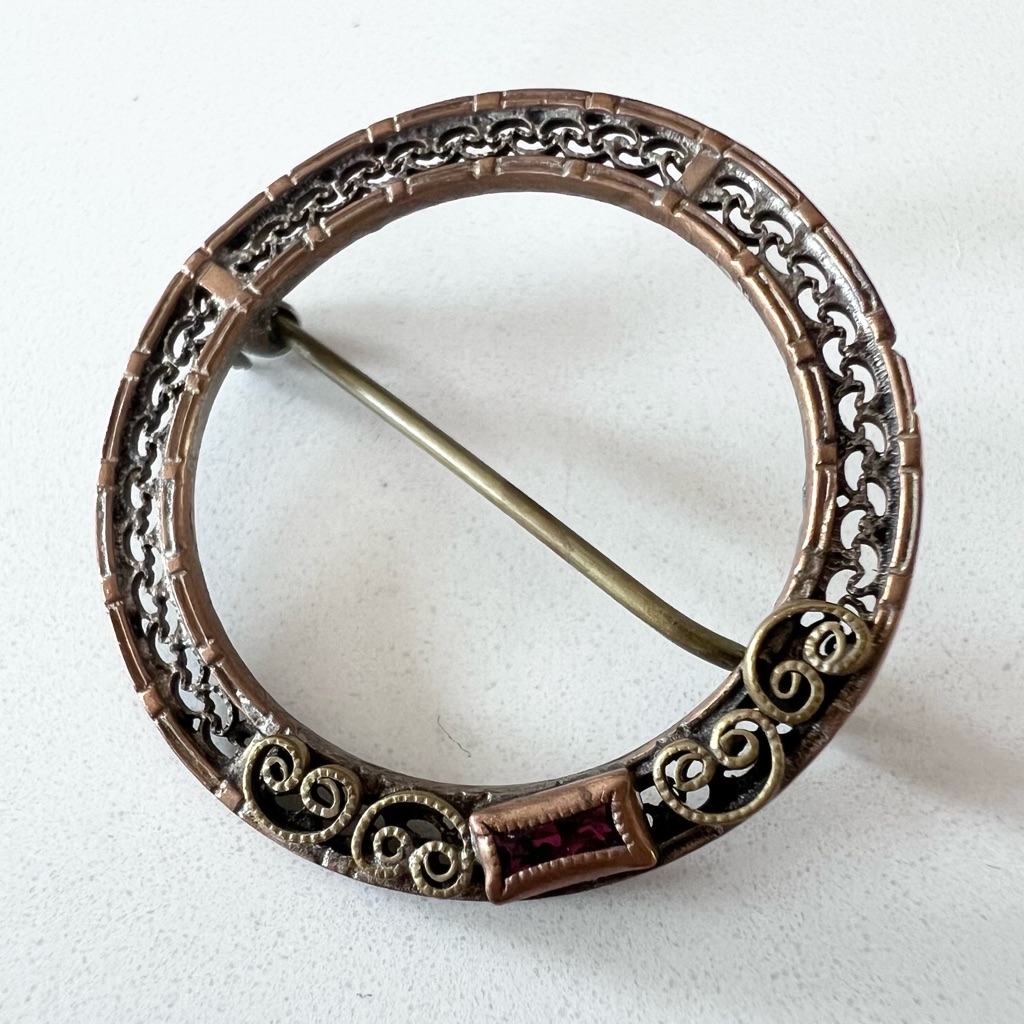 Antique Victorian Ruby Gold Filled Filigree Circle Brooch 59$